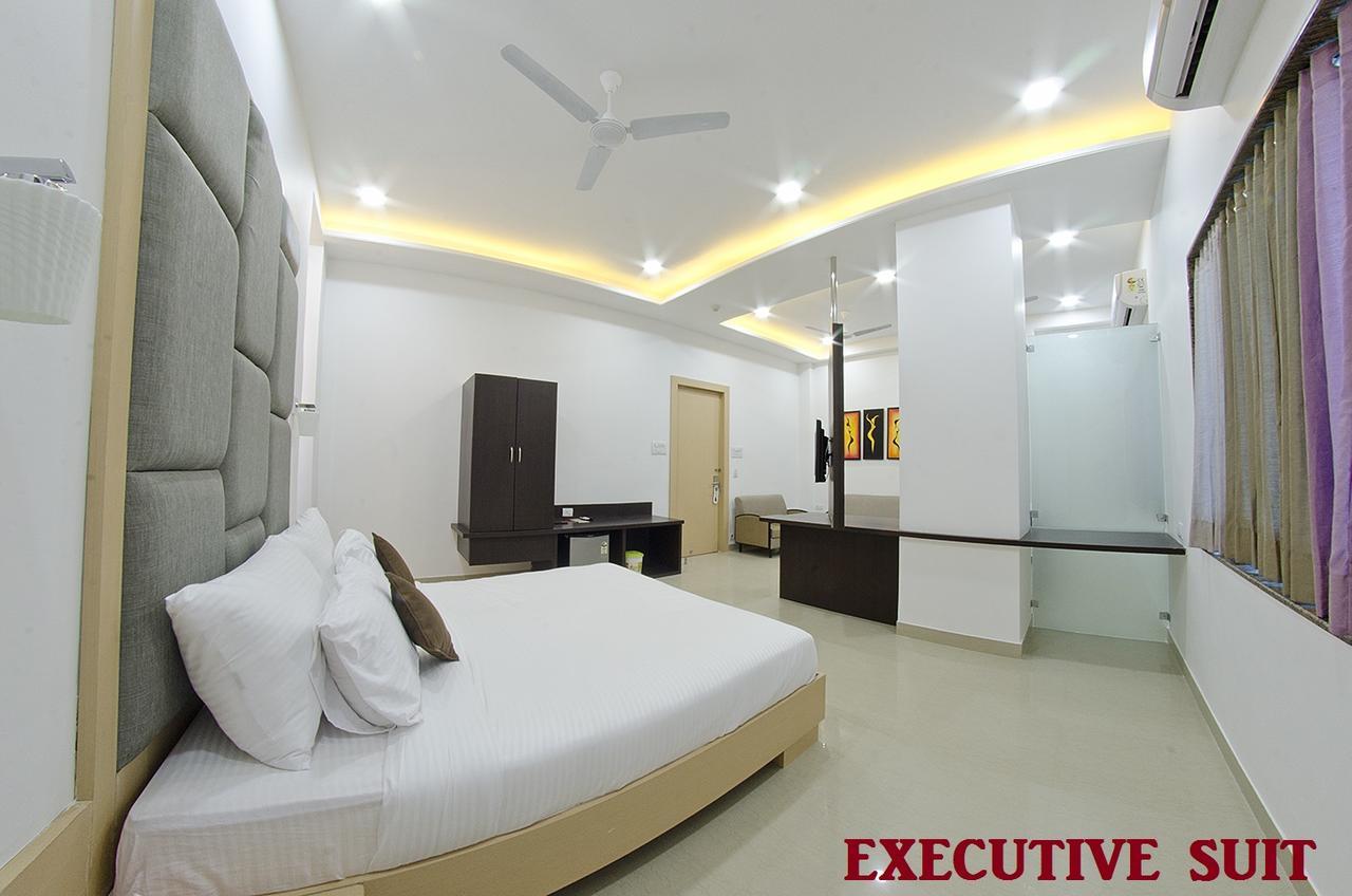 Jk Rooms 109 Hotel Mayur Nagpur Buitenkant foto