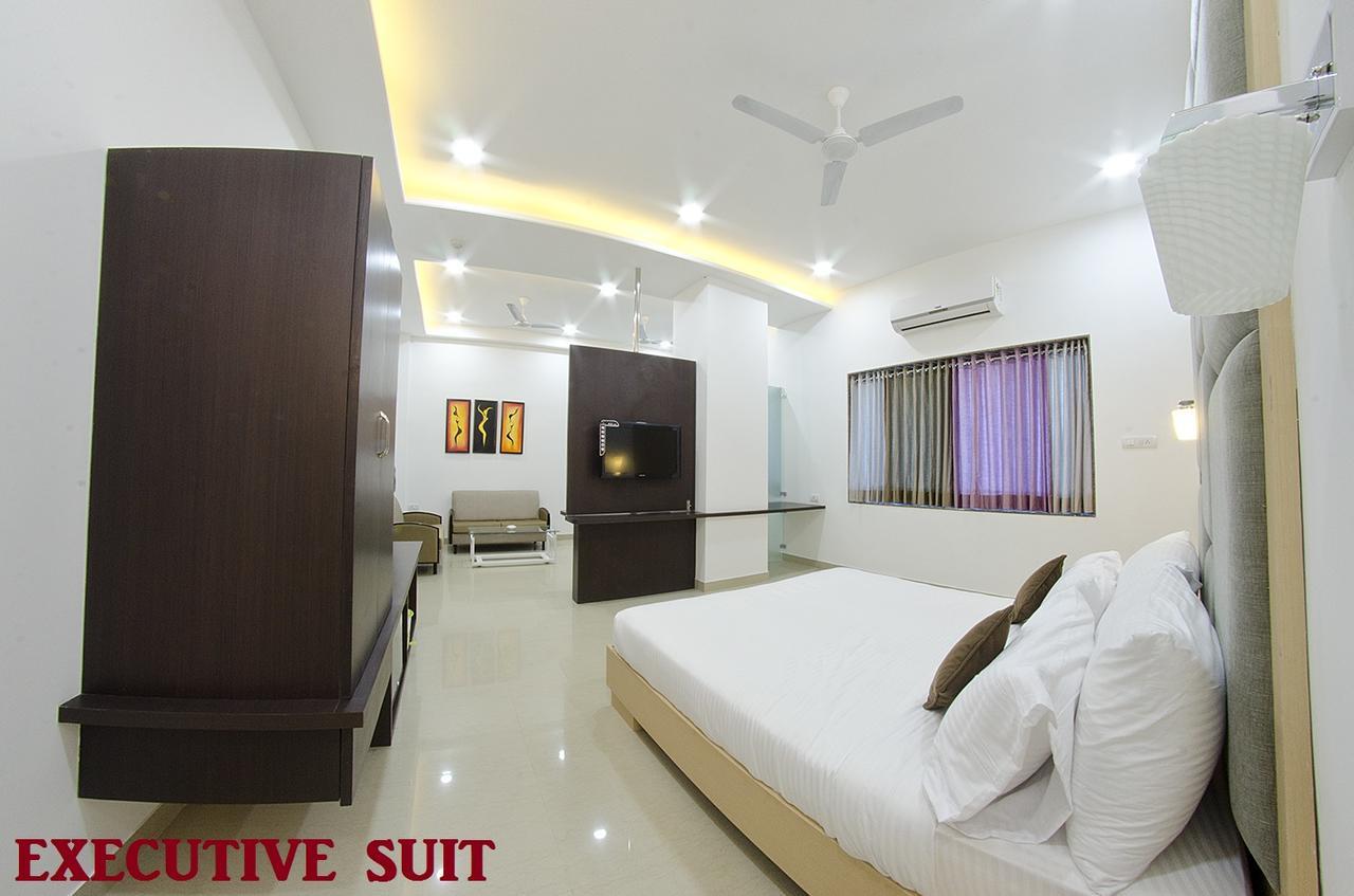 Jk Rooms 109 Hotel Mayur Nagpur Buitenkant foto